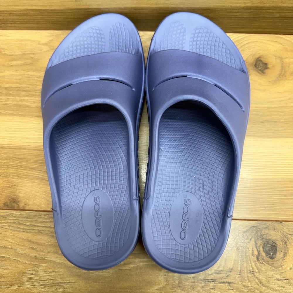 OOFOS Slide Sandals in Periwinkle Blue - Picture 8 of 11